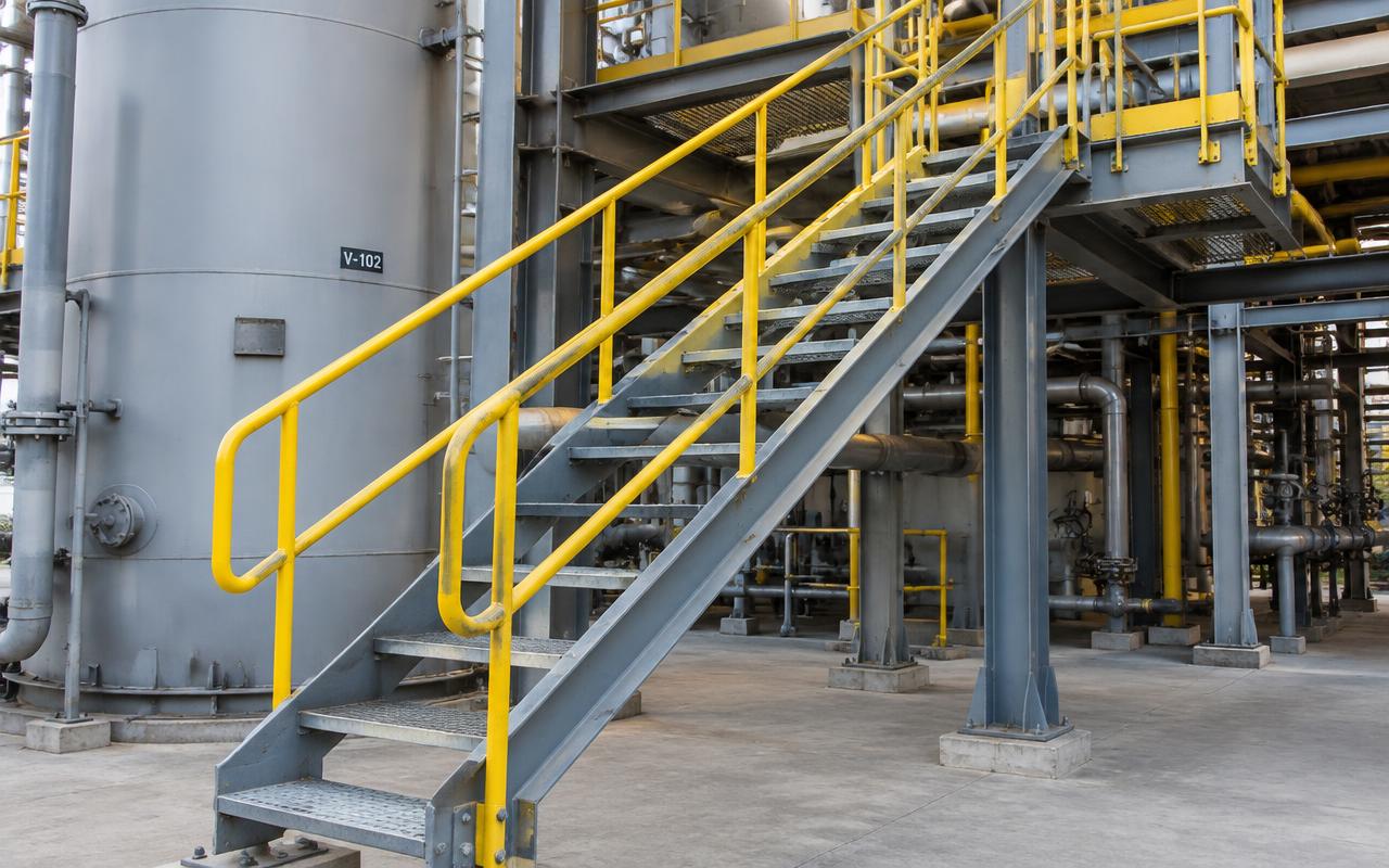 Steel Staircase & Handrail Design